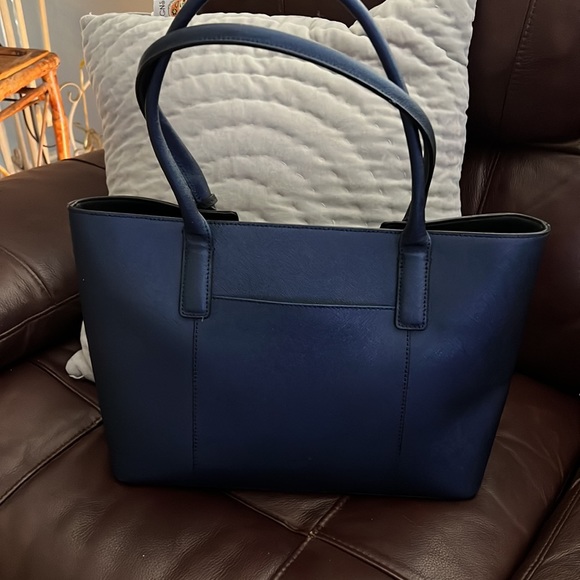 Calvin Klein tote color - Picture 2 of 3